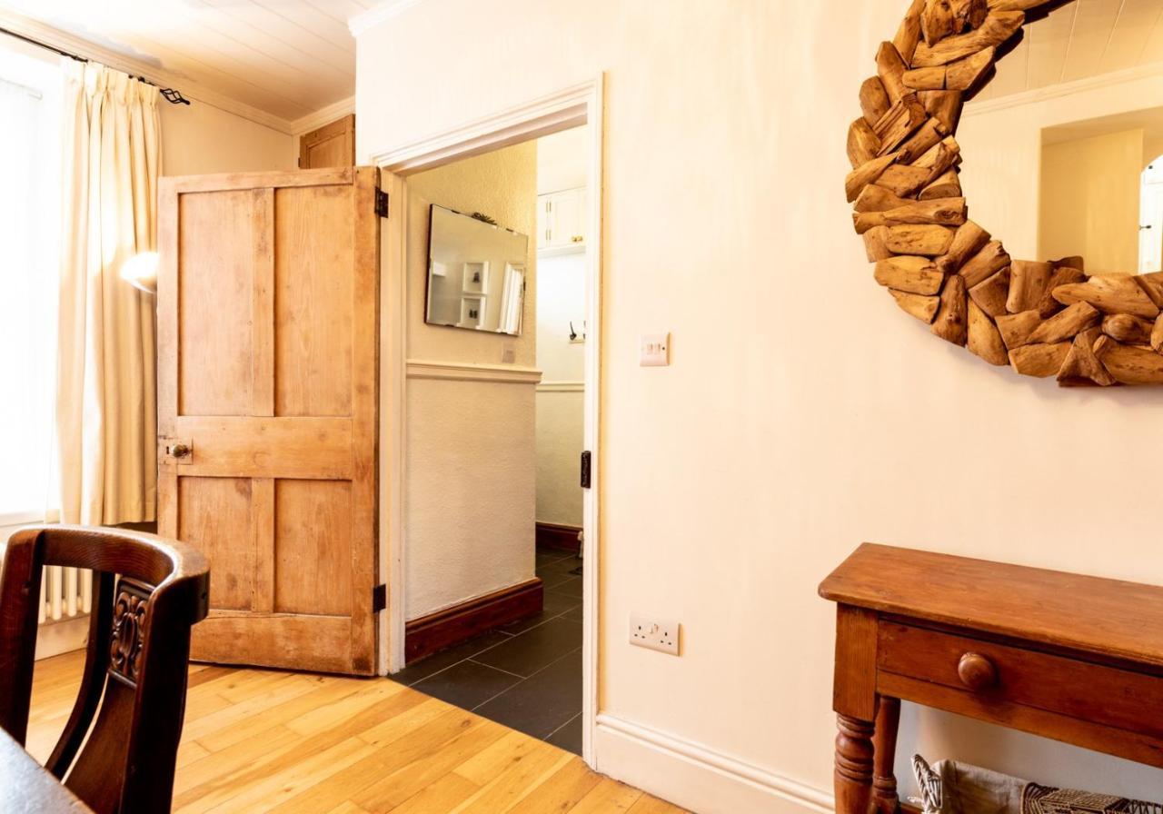 Holiday home Y Llusernau